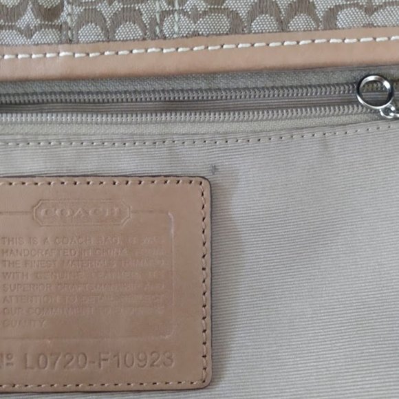Coach Shoulder Bag - Picture 12 of 16